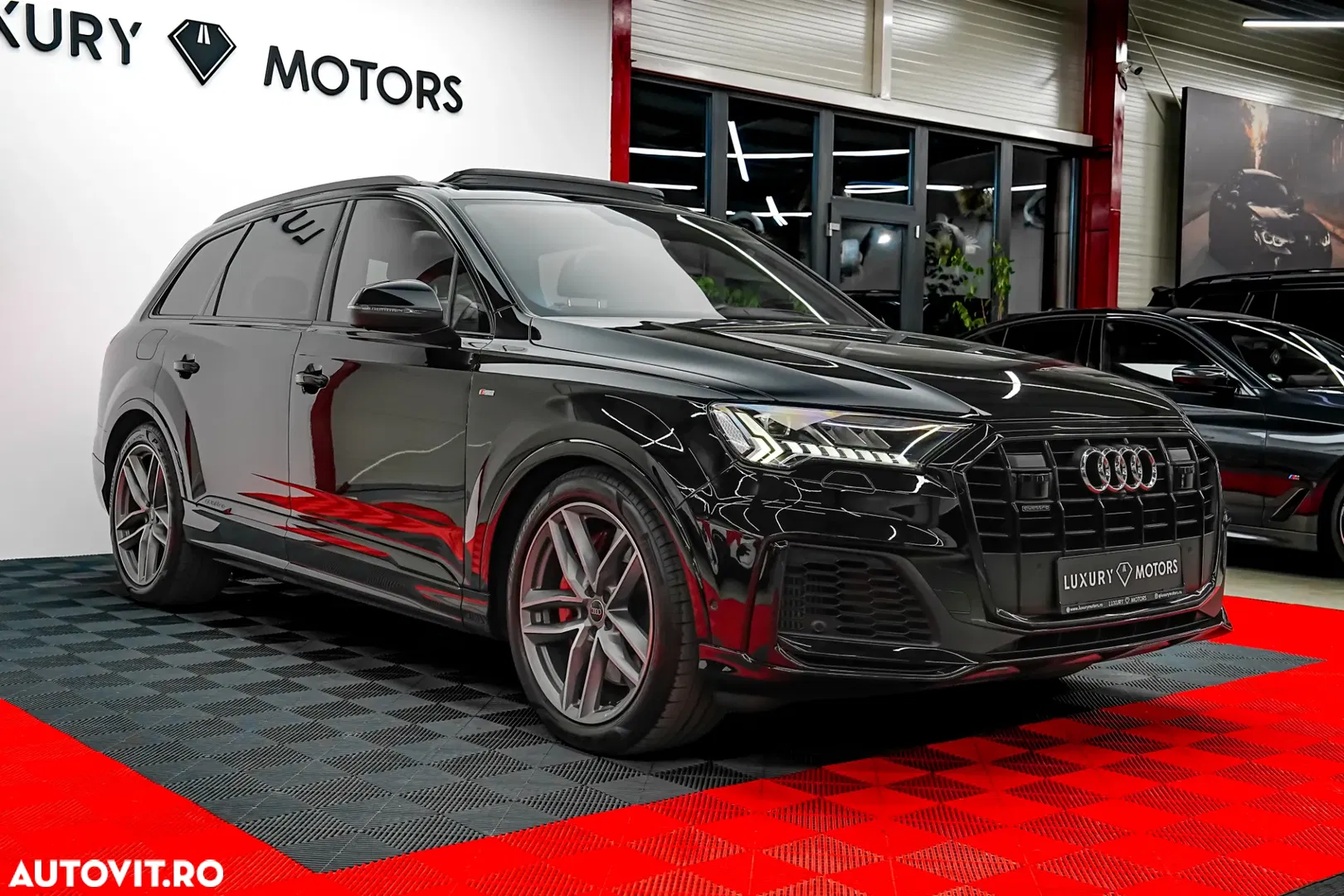 2021 Audi Q7, photograph 5