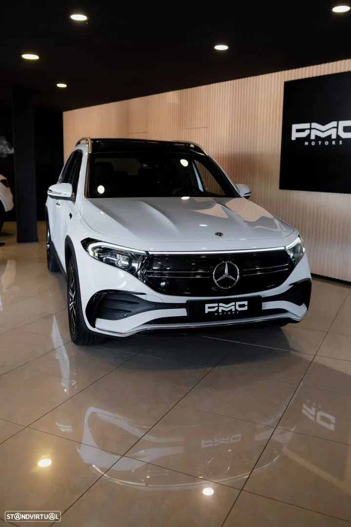 2022 Mercedes-Benz EQB 250 AMG Line, photograph 5
