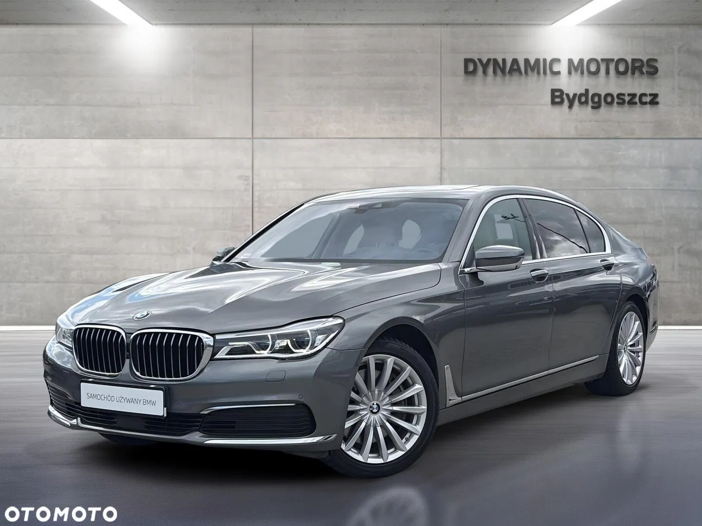 2016 BMW Seria 7 750Li xDrive, photograph 1