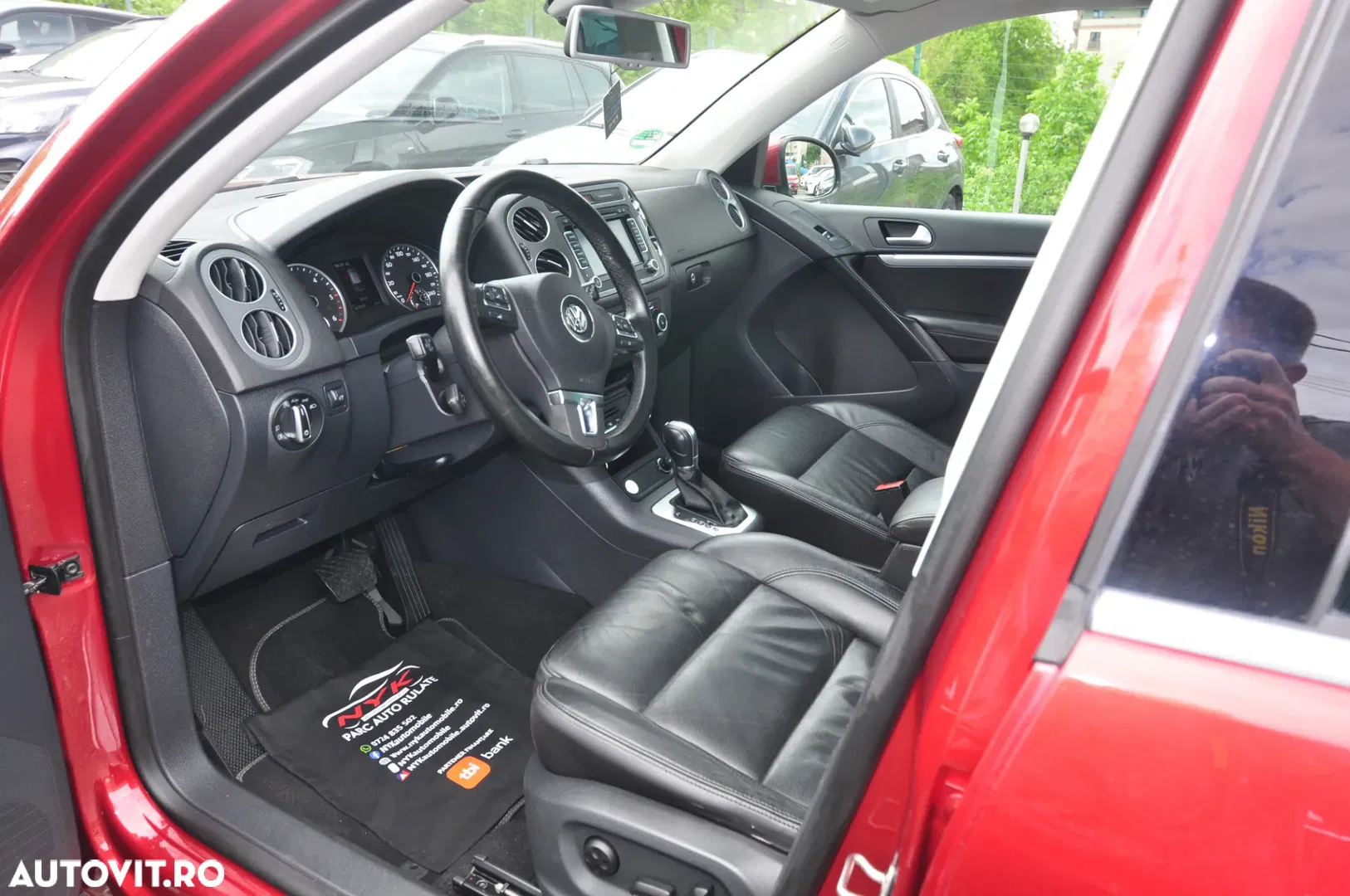 2015 Volkswagen Tiguan 2.0 TDI 4Motion DSG BMT Sport & Style, photograph 6