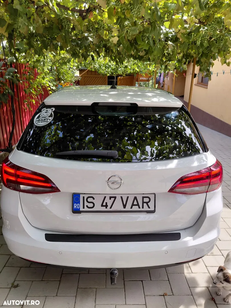 2022 Opel Astra 1.5 Start/Stop Aut. Elegance, photograph 3