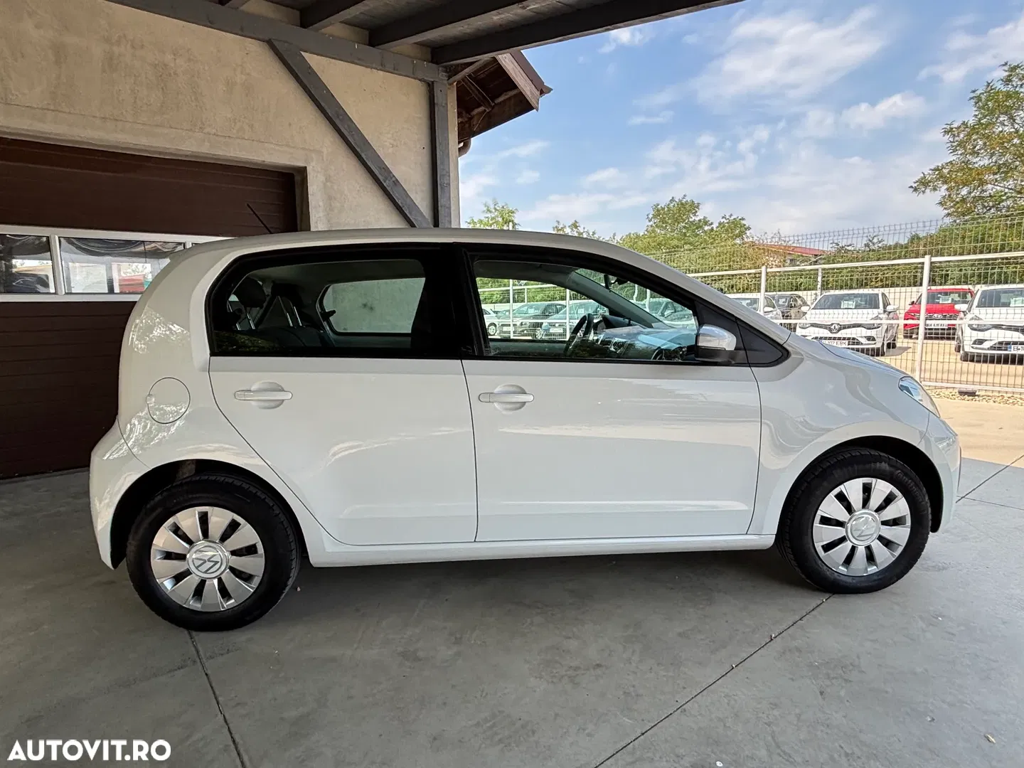 2021 Volkswagen up! white style, photograph 6