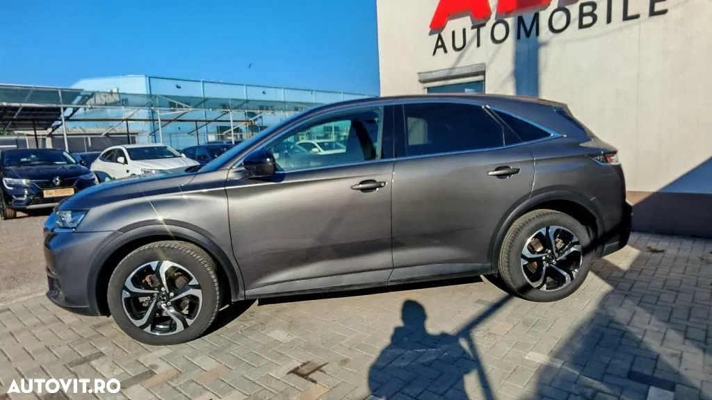 2020 DS Automobiles DS 7 Crossback, photograph 6