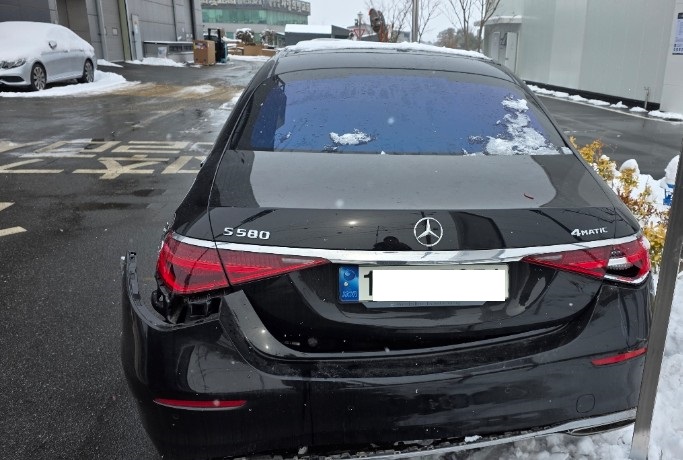 2021 Mercedes-Benz S580 4MATIC, photograph 5