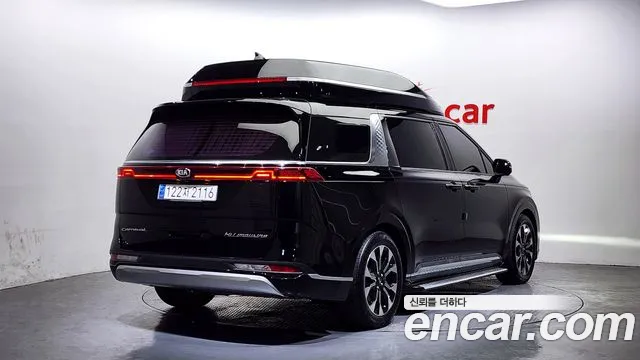 2021 Kia Canival Gasoline 7-Seater Hi-Limousine, photograph 2