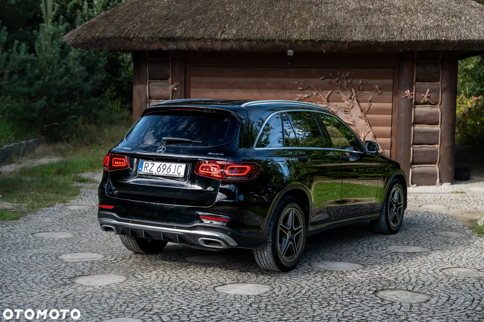 2020 Mercedes-Benz GLC 200 d 4Matic 9G-TRONIC AMG Line, photograph 4