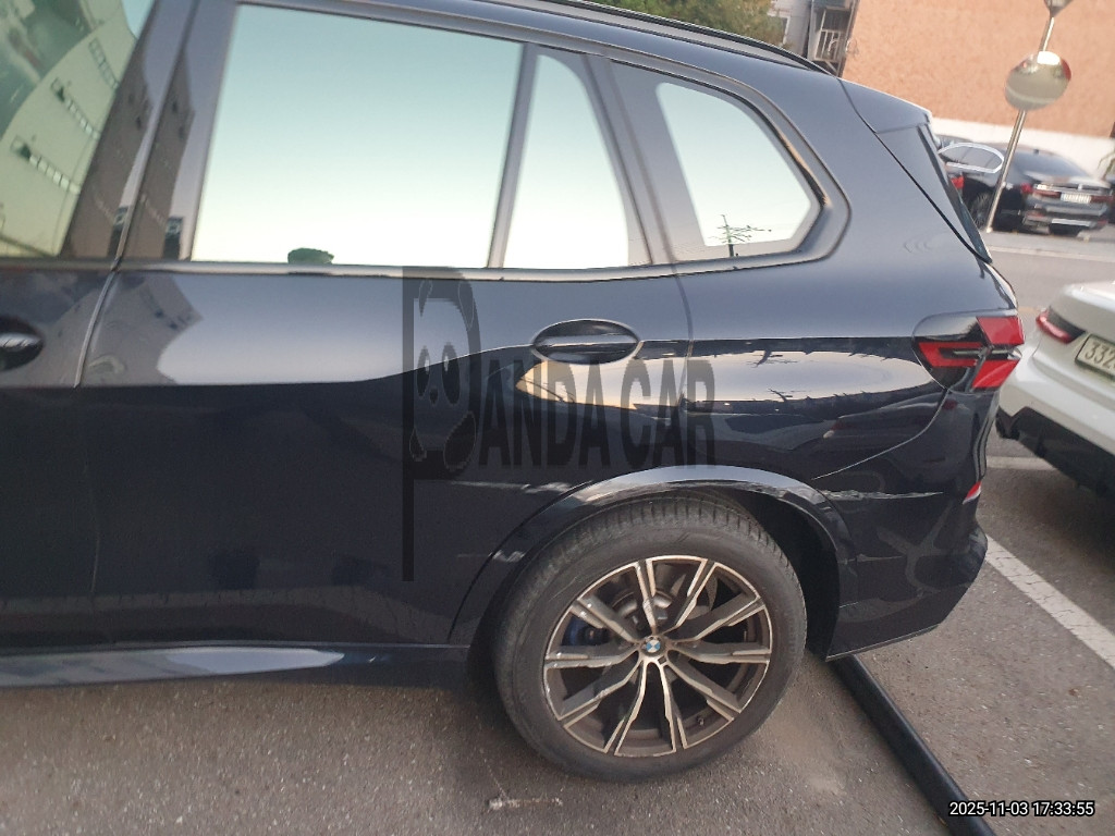 2024 BMW X5 xDrive30d, photograph 3