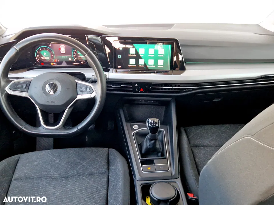 2020 Volkswagen Golf 1.5 TSI ACT Life, photograph 10
