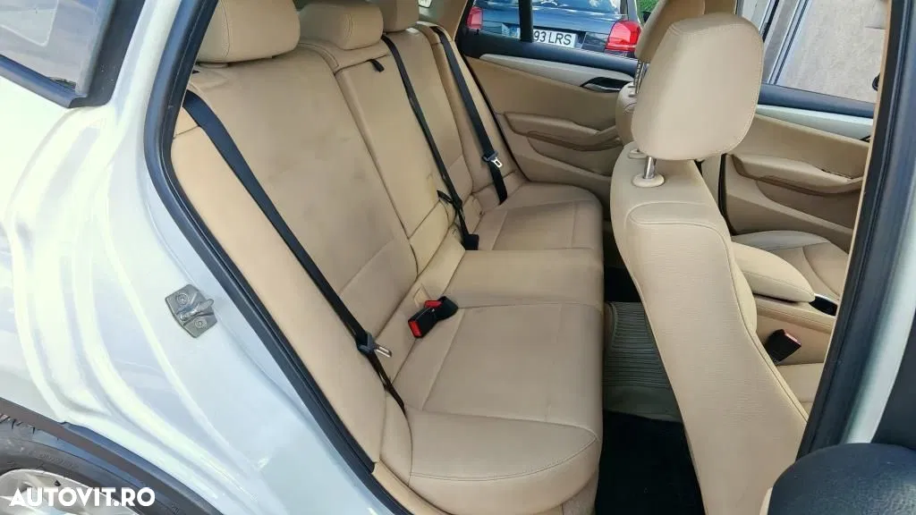 2014 BMW X1, photograph 12