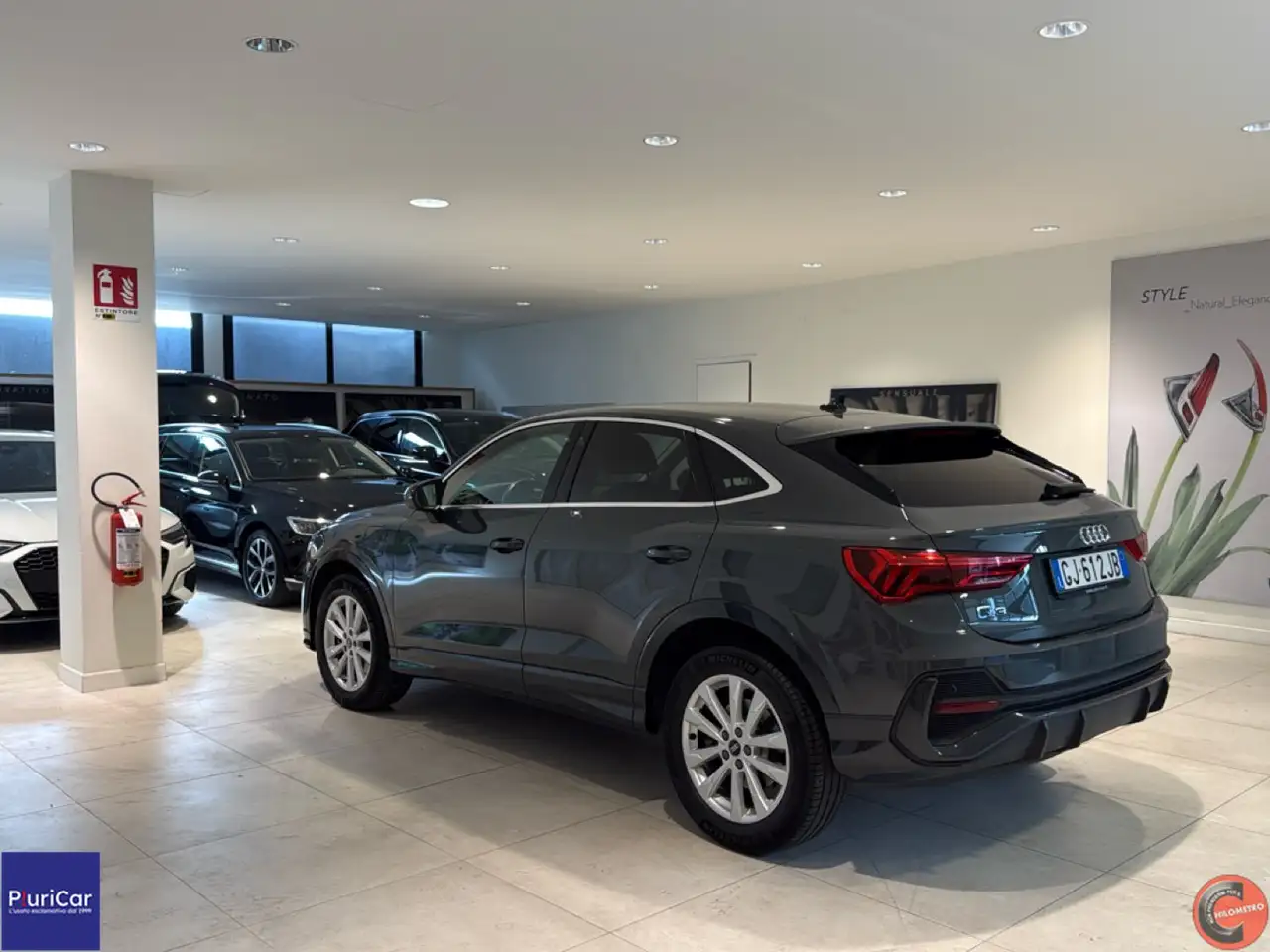2022 Audi Q3 SPB 45TFSIe PHEV S tronic Bus. Plus Navi LED 18”, photograph 6