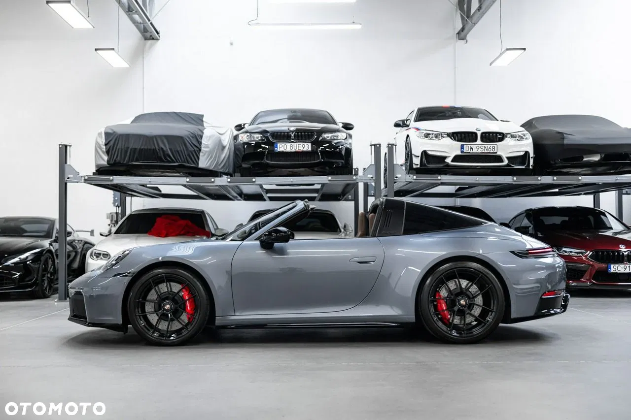 2025 Porsche 911 Targa 4 GTS PDK, photograph 7