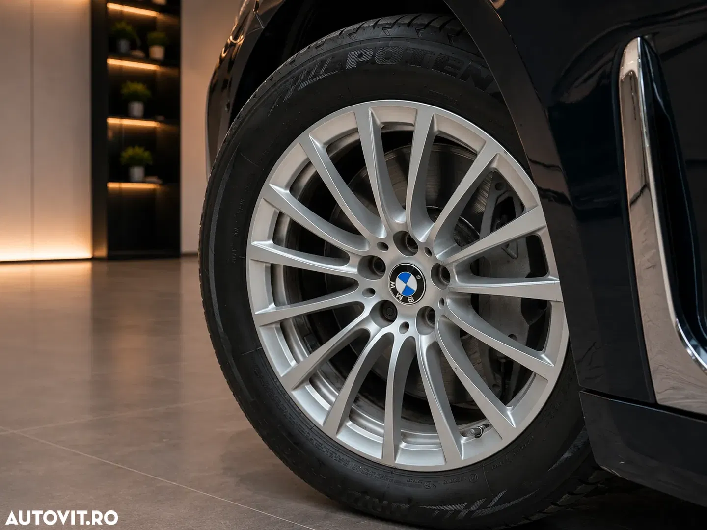 2019 BMW Seria 7 740d xDrive, photograph 10