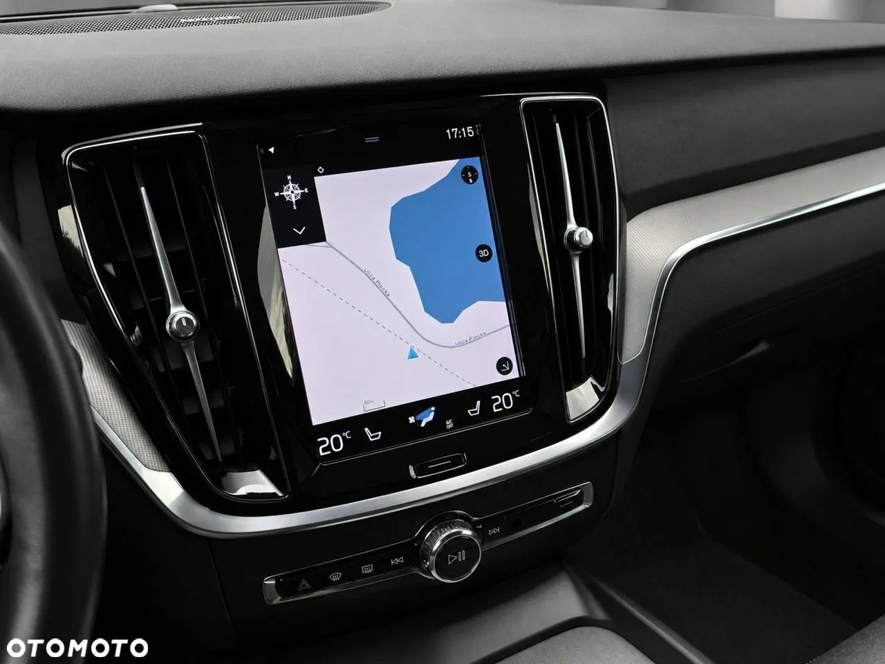 2021 Volvo V60, photograph 9