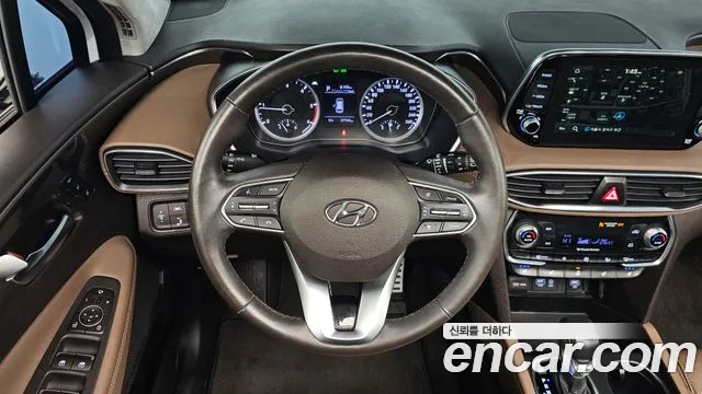 2019 Hyundai Santafe Diesel 2.0 2WD, photograph 4