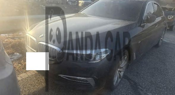 2018 BMW 520i, photograph 3