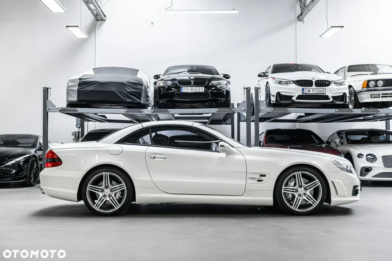 2010 Mercedes-Benz SL 63 AMG SPEEDSHIFT MCT, photograph 5