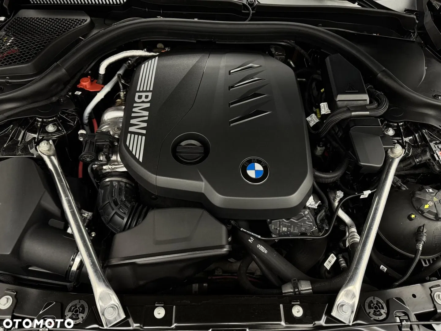 2025 BMW Seria 5 520d mHEV M Sport, photograph 9