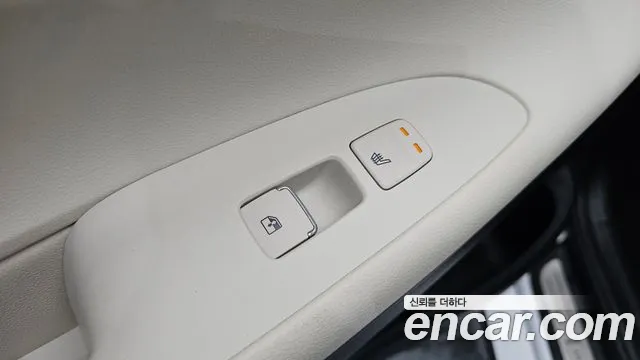 2022 Hyundai Grandeur Le Blanc, photograph 11