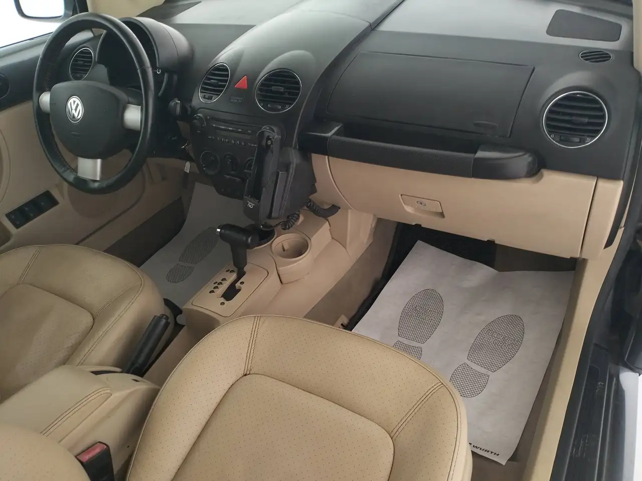 2007 Volkswagen New Beetle Cabrio 2.0 tiptronic, photograph 11