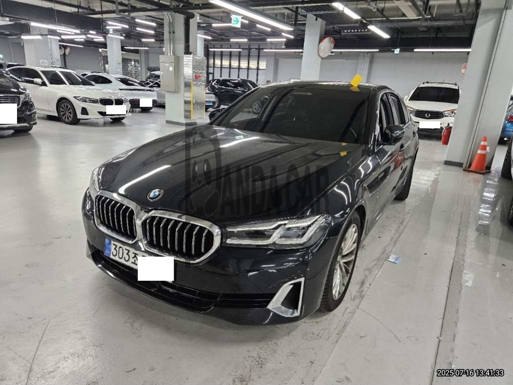 2023 BMW 520i, photograph 3