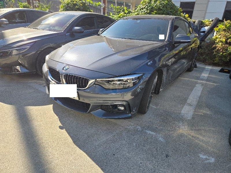 2018 BMW 430i Coupe, photograph 1