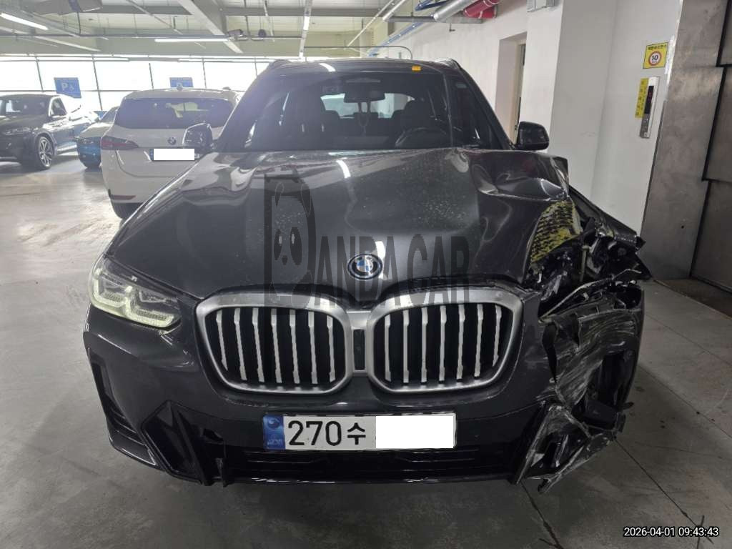 2024 BMW X3 xDrive30e, photograph 1