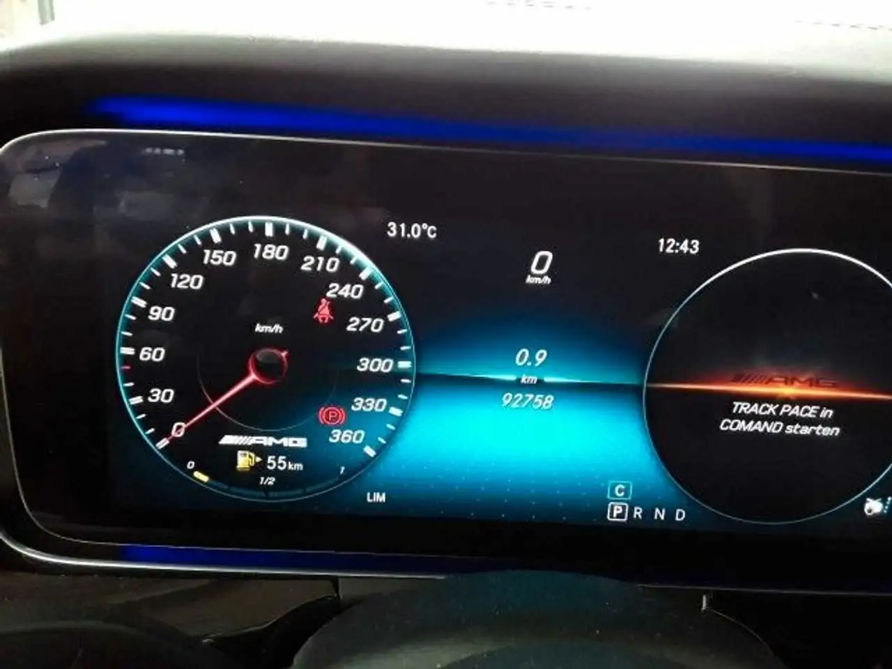 2019 Mercedes-Benz AMG GT 4-trg. 63 S 4Matic+ BURM PANO HUD, photograph 8