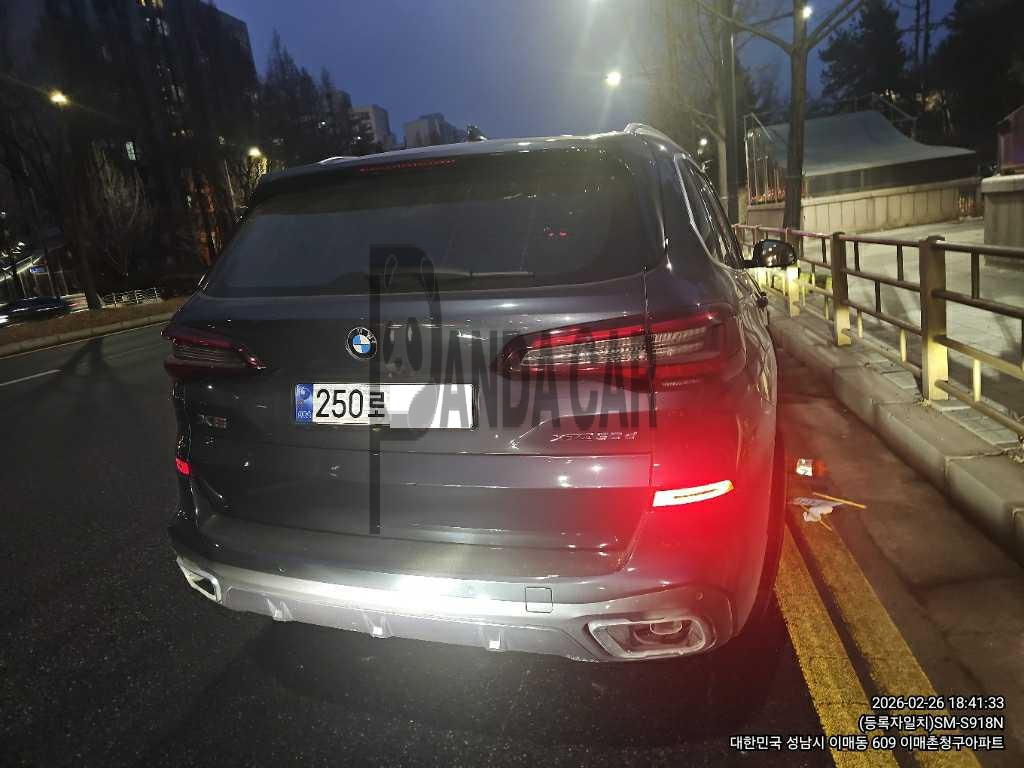 2020 BMW X5 xDrive30d M Sport Package, photograph 3