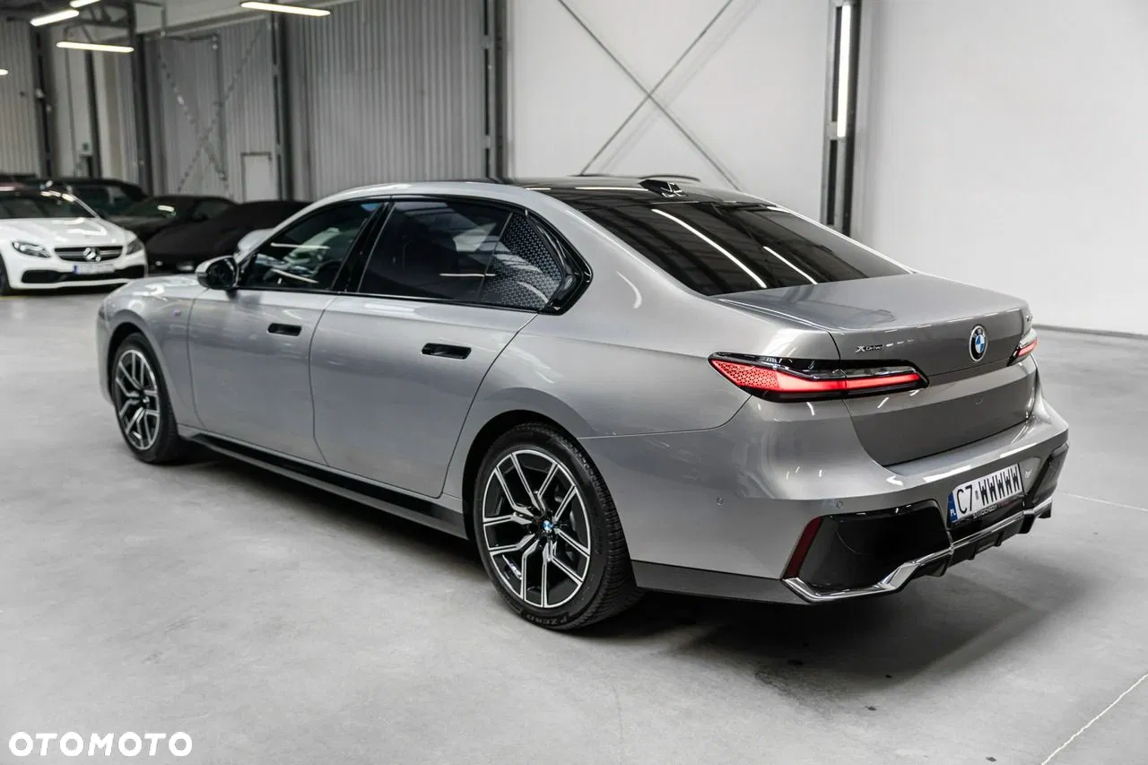 2024 BMW Seria 7 740d xDrive mHEV M Sport sport, photograph 10