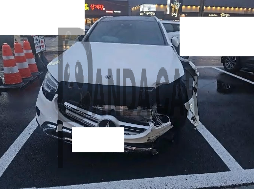 2020 Mercedes-Benz GLC300 4MATIC, photograph 1