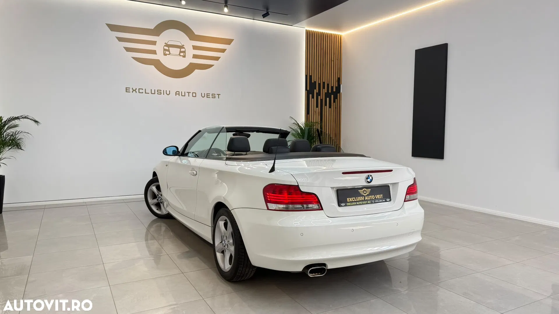 2008 BMW Seria 1 118i Edition Sport, photograph 4