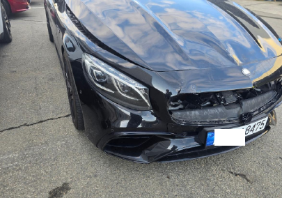 2018 Mercedes-Benz MercedesAMG S63 4Matic + Coupe, photograph 2