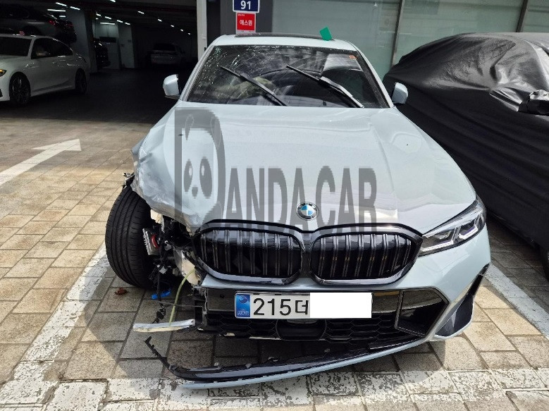 2026 BMW 320i, photograph 1