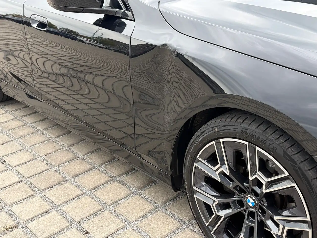 2025 BMW 520 d M Sport*HUD*Sitzbelüftung*ACC*, photograph 5