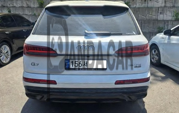 2023 Audi Q7 55 TFSI quattro, photograph 4