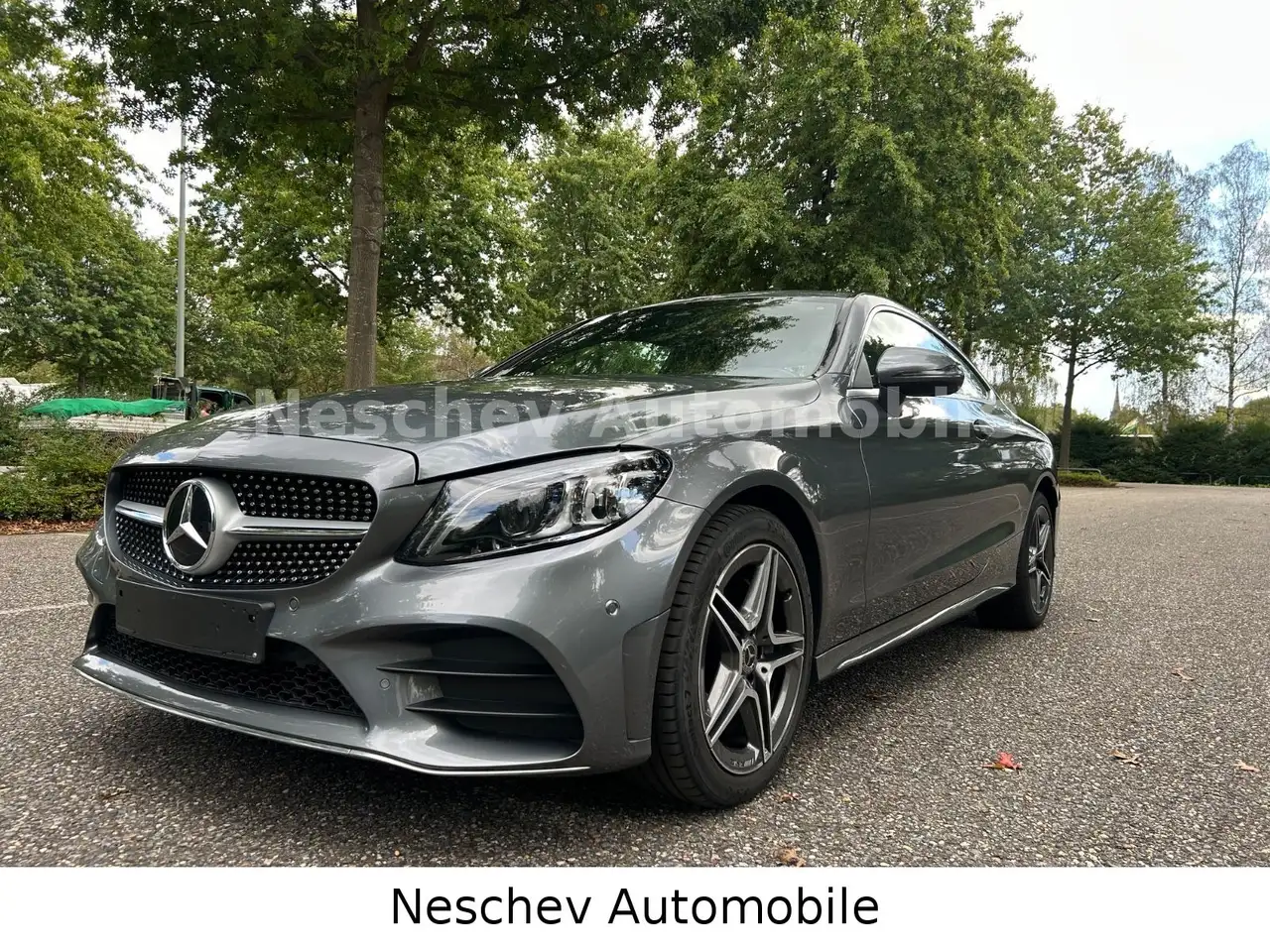 Mercedes-Benz C 180 AMG Line Leder/Comand/Kam/18"/Best Zustand — photo 1 of 35