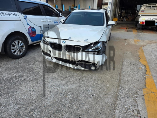 2016 BMW 320d xDrive Gran Turismo, photograph 5