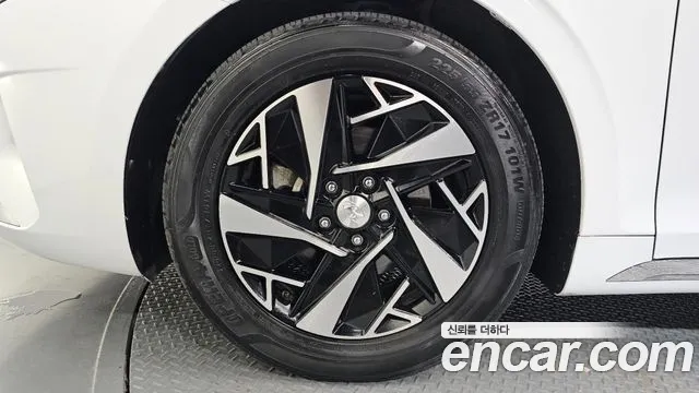 2022 Hyundai Grandeur Le Blanc, photograph 7