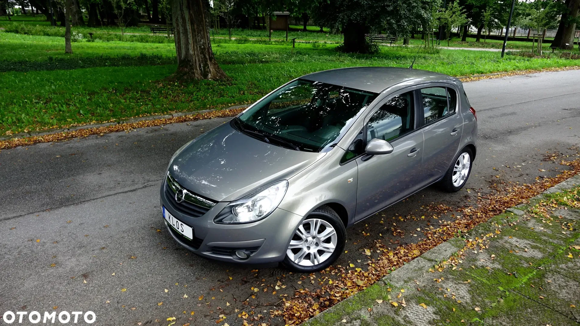 2010 Opel Corsa 1.2 16V Cosmo, photograph 1