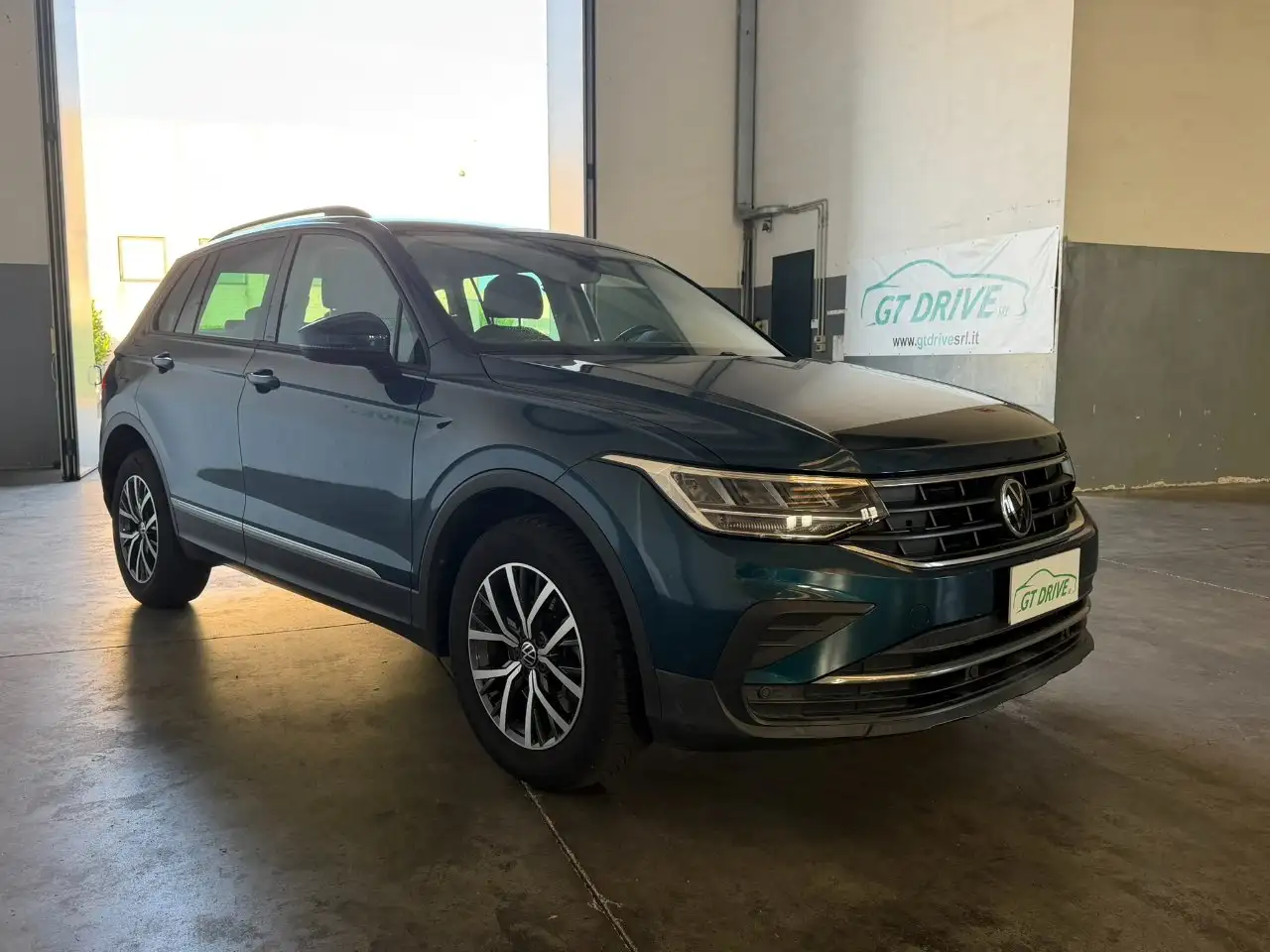 2021 Volkswagen Tiguan 1.4 tsi eh Life dsg, photograph 5