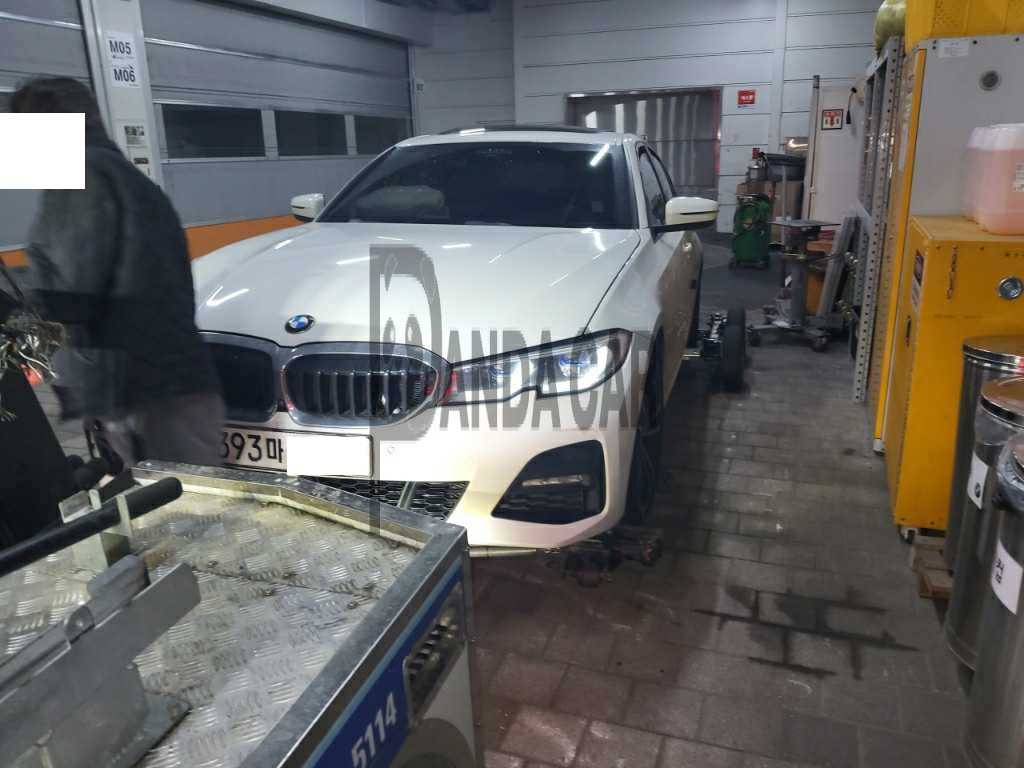 2019 BMW 330i M Sport Package, photograph 3