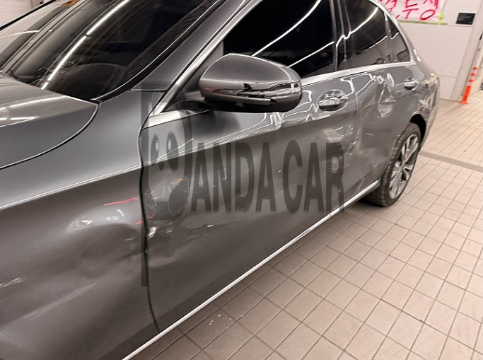 2020 Mercedes-Benz C220 d 4MATIC, photograph 3