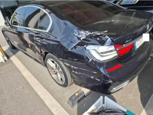 2018 BMW 730d xDrive WLTP, photograph 3