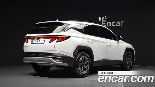 Hyundai Tucson Gasoline 1.6 Turbo 2WD — photo 1 of 32