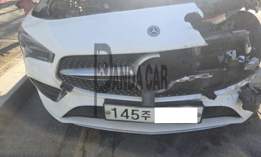 2020 Mercedes-Benz CLA250 4MATIC, photograph 1