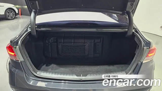 Hyundai Sonata LPI Premium — photo 1 of 31