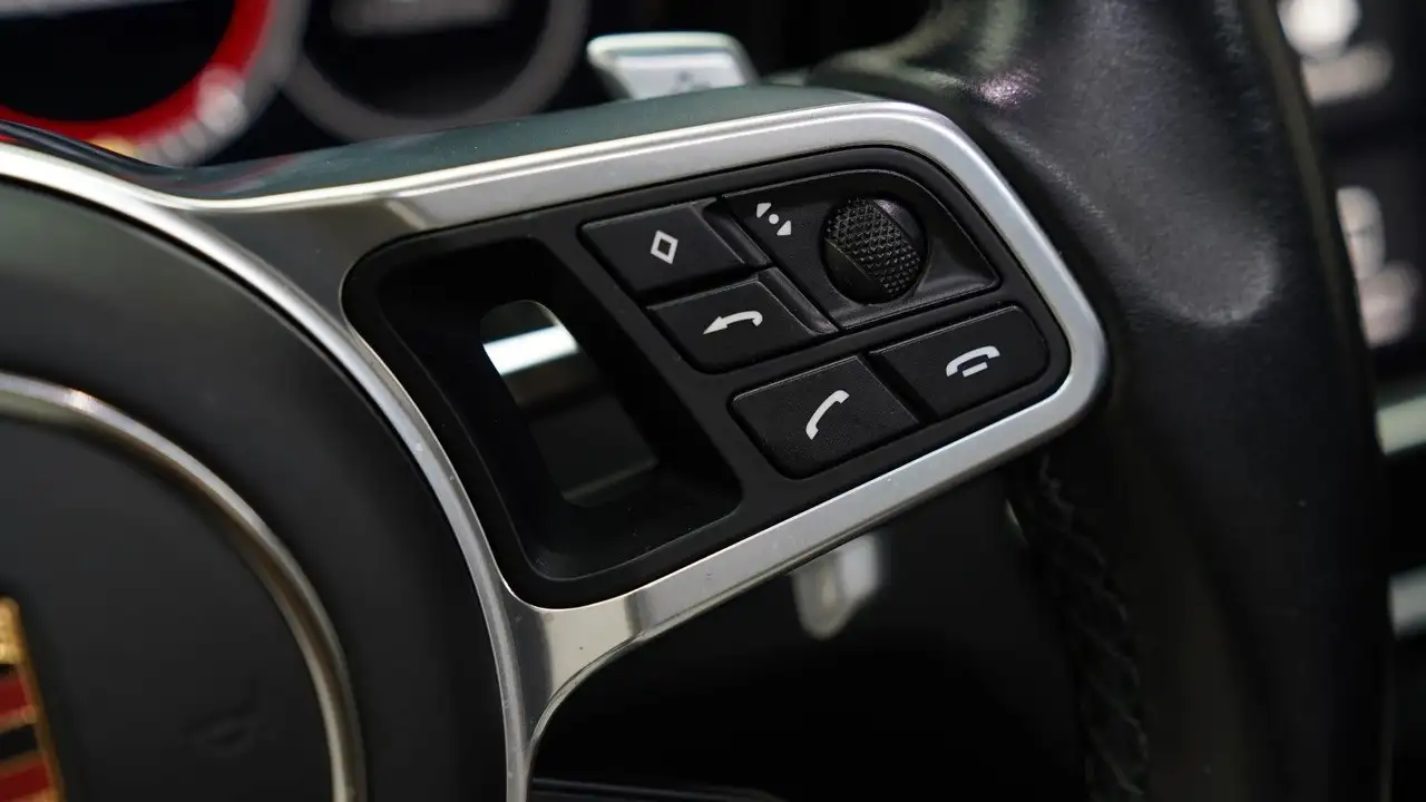 2021 Porsche Cayenne Coupe *SPORT-CHRONO*PANO*, photograph 12