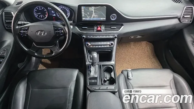 Hyundai Grandeur 3.0 LPi Modern Basic (Rental Car) — photo 1 of 28