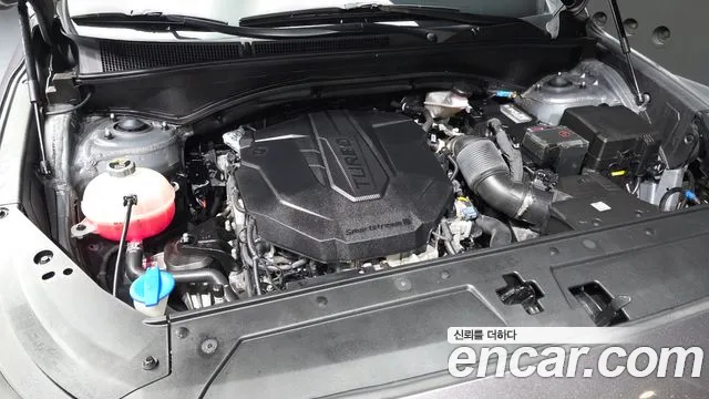 2022 Hyundai Santafe Diesel 2.2 4WD, photograph 5