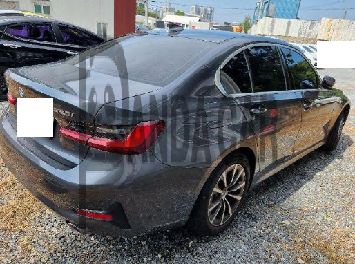 2022 BMW 320i, photograph 3